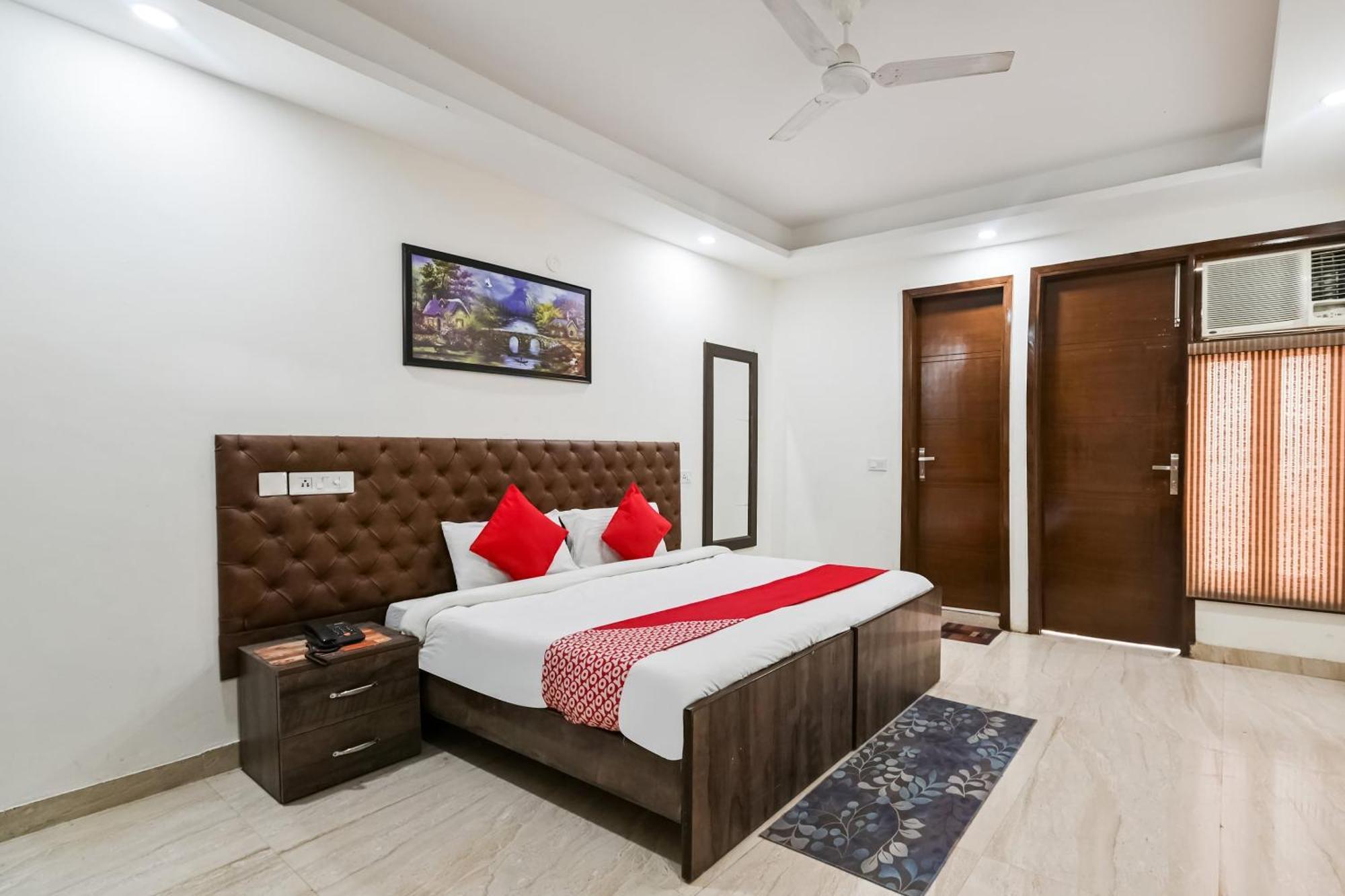 Hotel O Premium Rooms Chhatarpur 뉴델리 외부 사진
