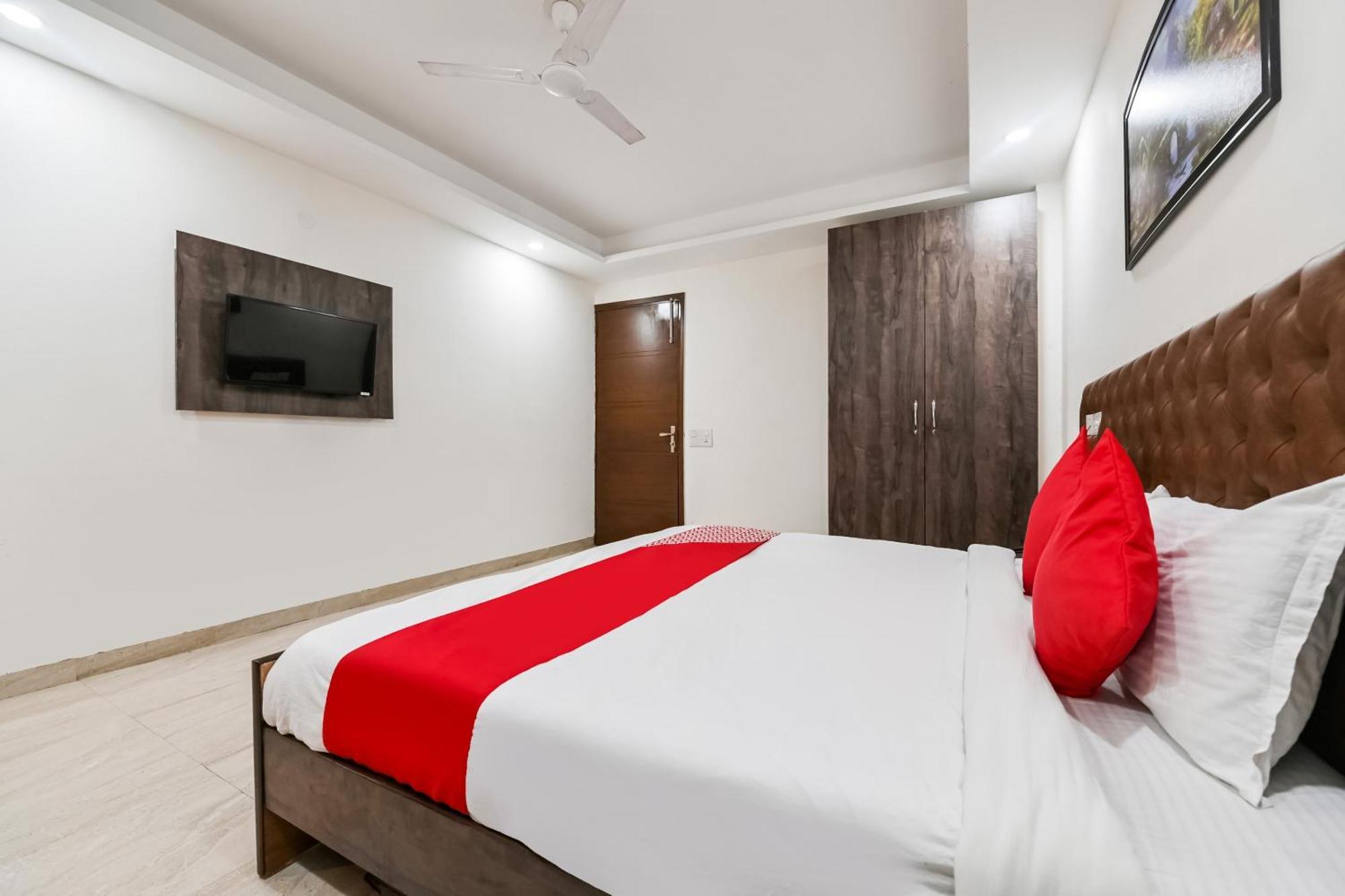 Hotel O Premium Rooms Chhatarpur 뉴델리 외부 사진